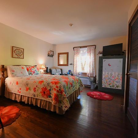 La Perla Restaurant & Country Inn Averill Park ภายนอก รูปภาพ