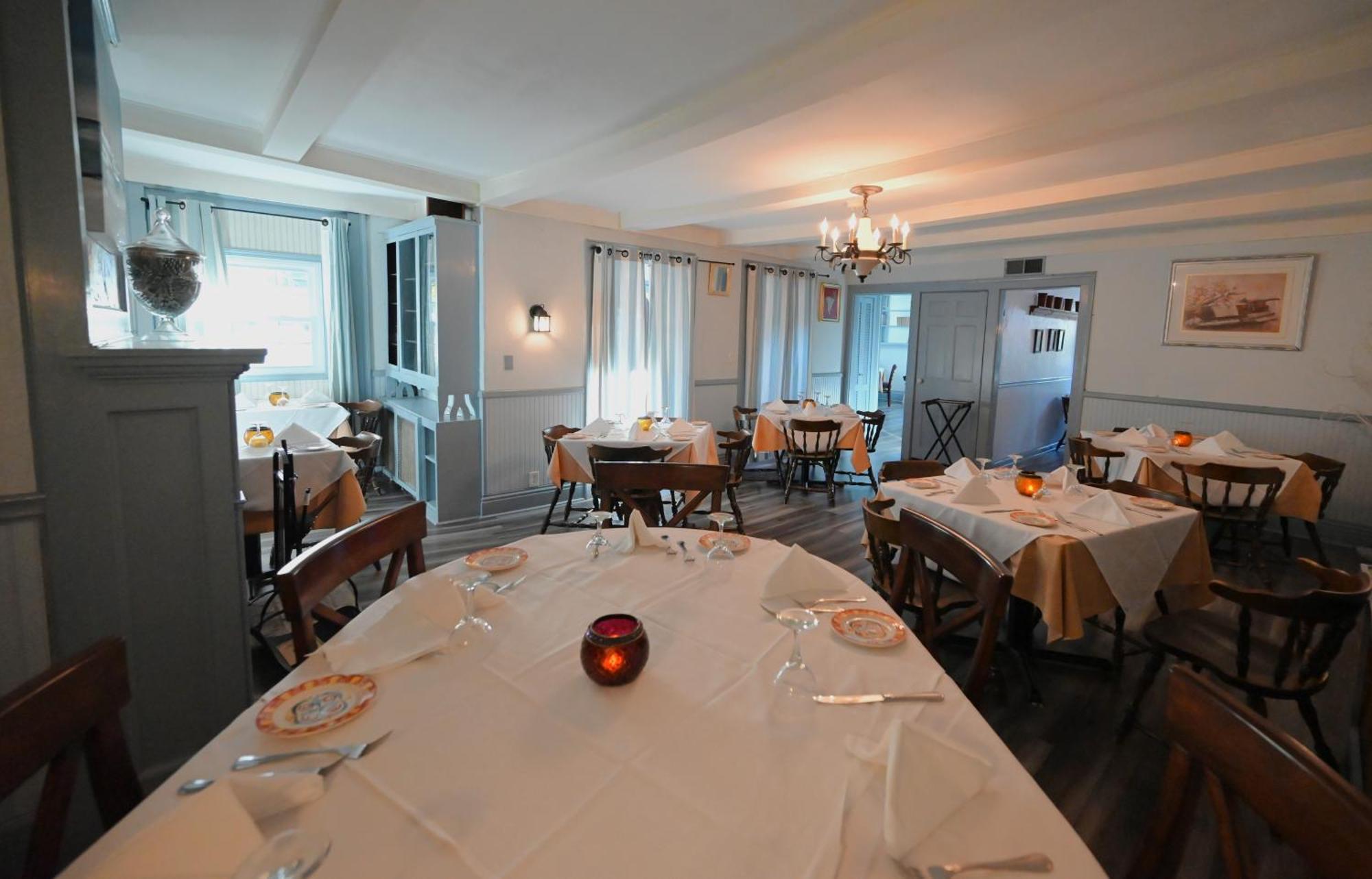 La Perla Restaurant & Country Inn Averill Park ภายนอก รูปภาพ